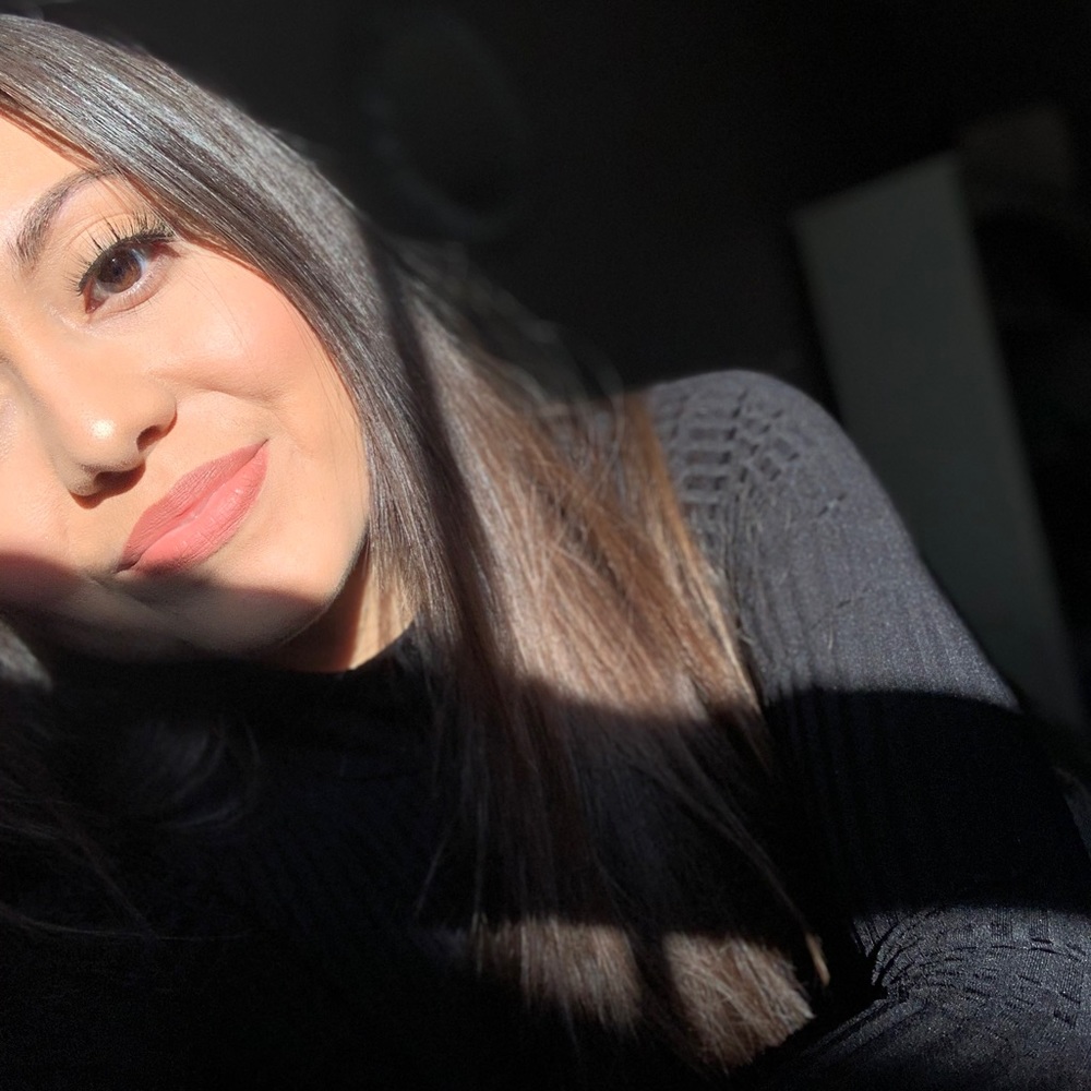 Meet your Posher, Mariela
